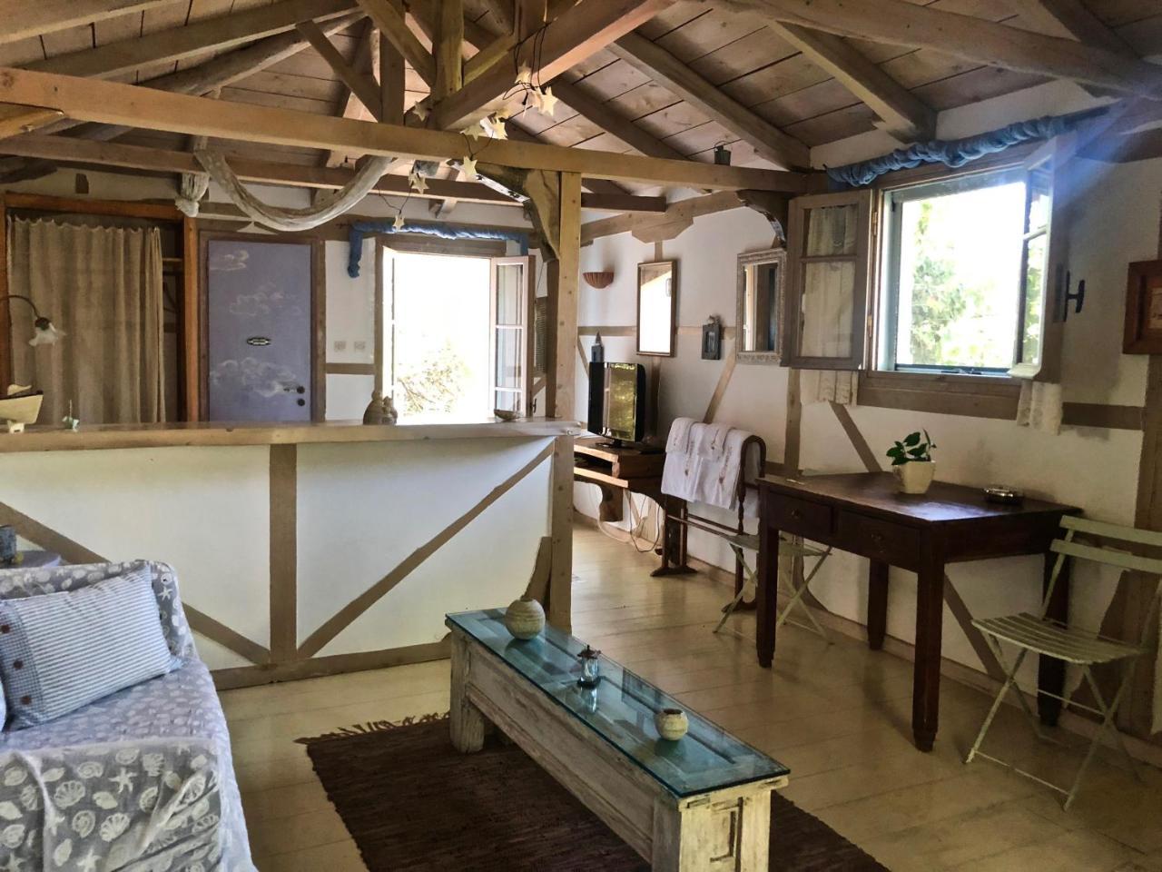 Katouna Pavezzo Country Retreat 아파트 호텔 외부 사진